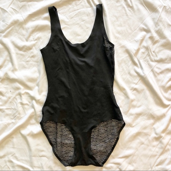Vince Camuto Tops - Vince Camuto bodysuit
